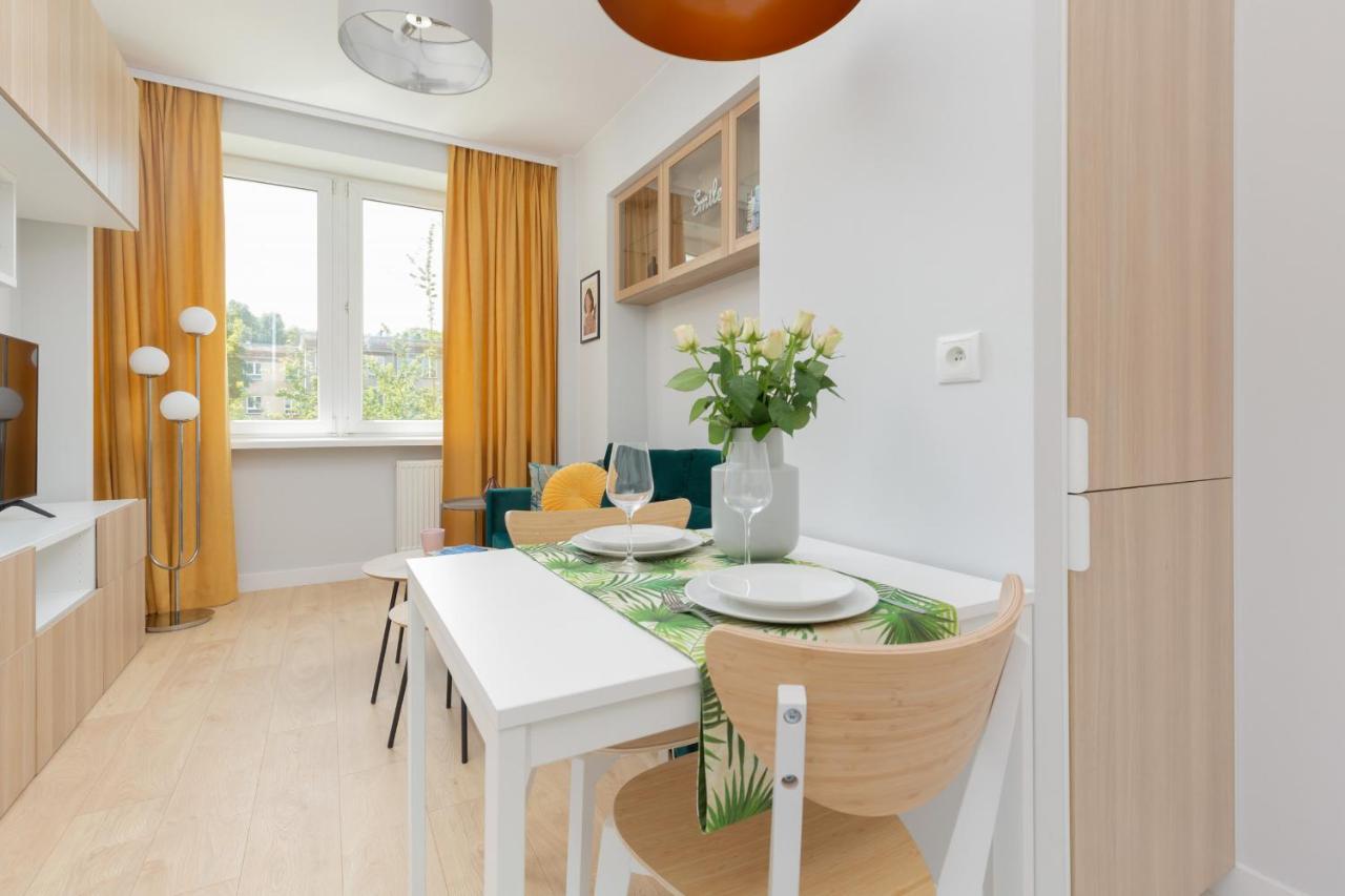 Karolkowa Apartments Warsaw By Noclegi Renters Exteriör bild