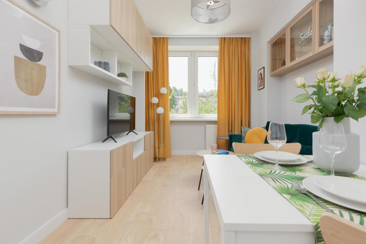 Karolkowa Apartments Warsaw By Noclegi Renters Exteriör bild